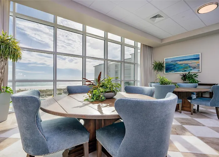 Phoenix Gulf Towers 2501 Apartment *